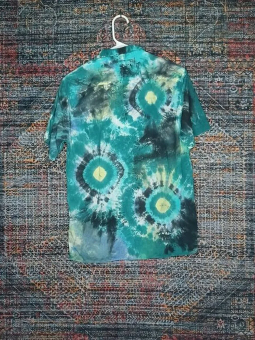 Banana Republic mens colorful ocean slim fit tie dye button down shirt S EUC